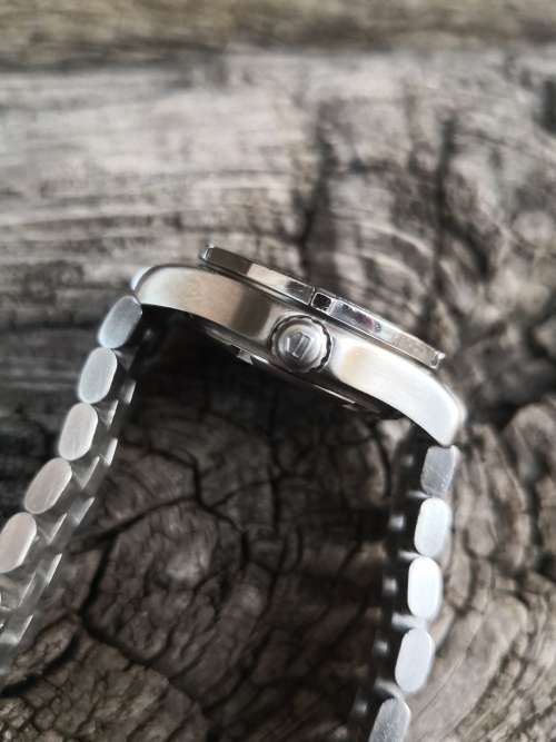 TAG Heuer 2000 series professional 28mm Quartz