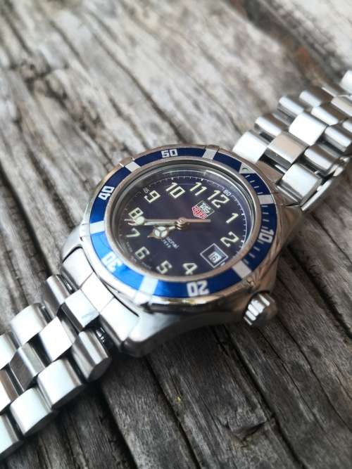TAG Heuer 2000 series professional 28mm Quartz