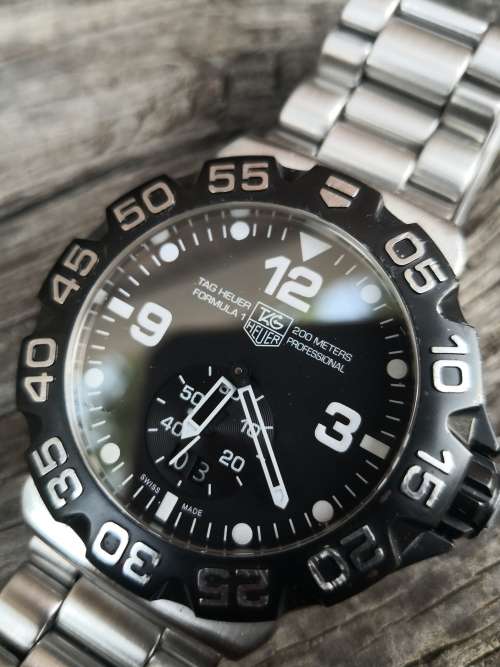 **R1 START**NO RESERVE** TAG Heuer Formula 1 Grande Date 44mm Quartz