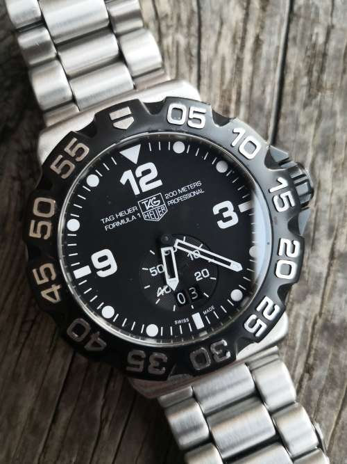 **R1 START**NO RESERVE** TAG Heuer Formula 1 Grande Date 44mm Quartz