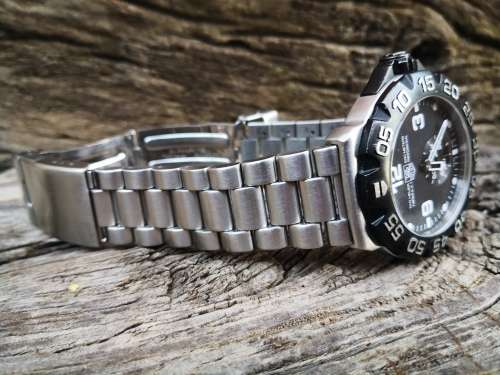 **R1 START**NO RESERVE** TAG Heuer Formula 1 Grande Date 44mm Quartz