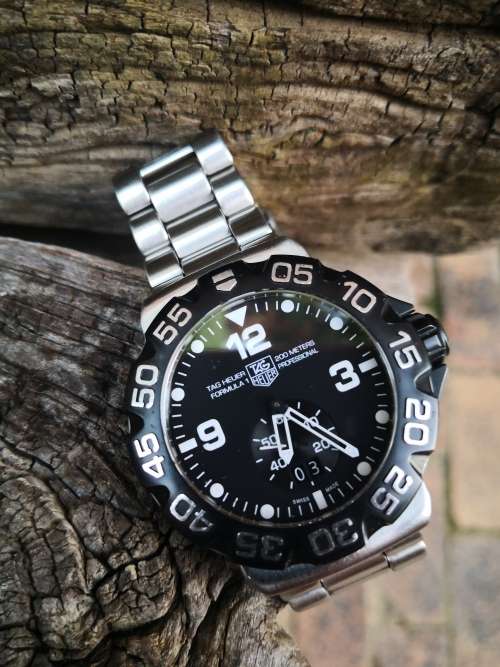 **R1 START**NO RESERVE** TAG Heuer Formula 1 Grande Date 44mm Quartz