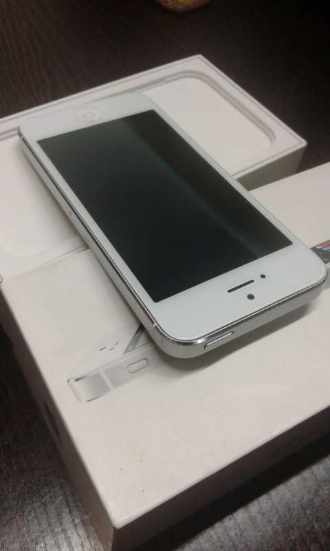 iPhone 5 excellent working condition