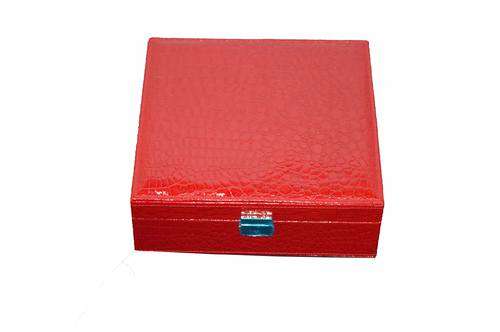 Jewellery Case with 4 slots for your watches.