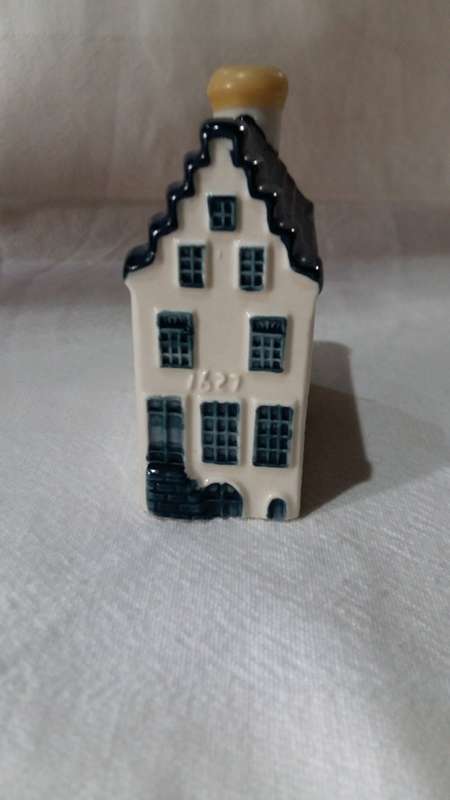 Blue Delft KLM House no 2