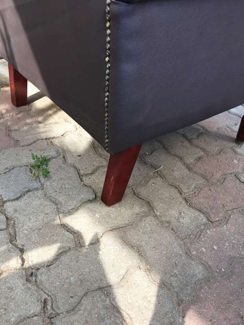 STUNNING LEATHERETTE WINGBACK CHAIRS bid/chair to take both
