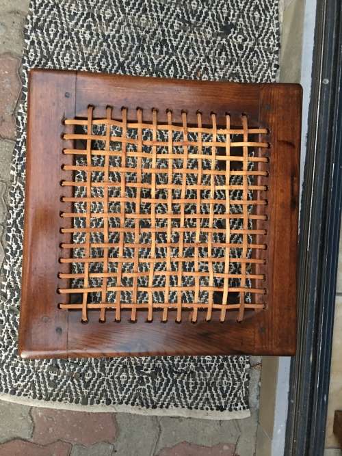 STUNNING REFURBISHED RIEMPIE STOOL