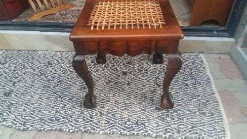 STUNNING REFURBISHED RIEMPIE STOOL