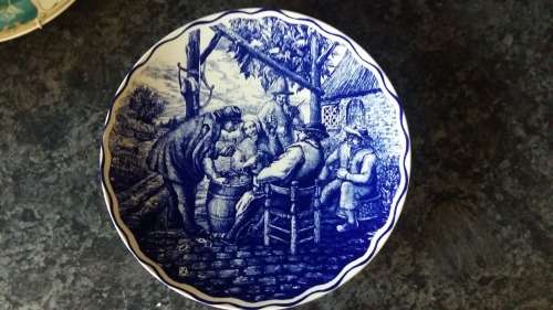 DELFT BOCH FRERES BELGIUM VINTAGE WALL PLATE