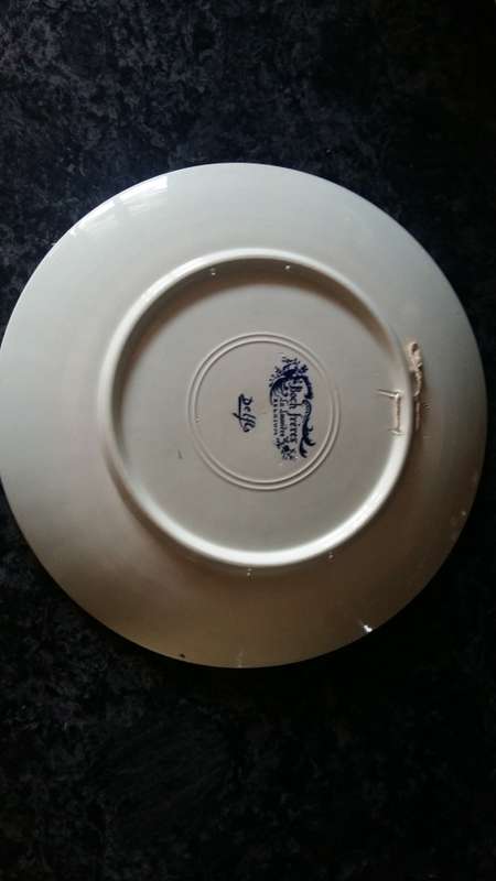 DELFT BOCH FRERES BELGIUM VINTAGE WALL PLATE