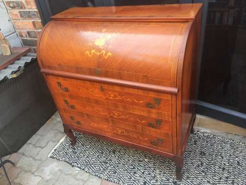 Stunning !!!!! Louis XV Style Cylinder Top Writing Bureau With Inlay Marquetry