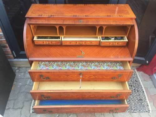Stunning !!!!! Louis XV Style Cylinder Top Writing Bureau With Inlay Marquetry