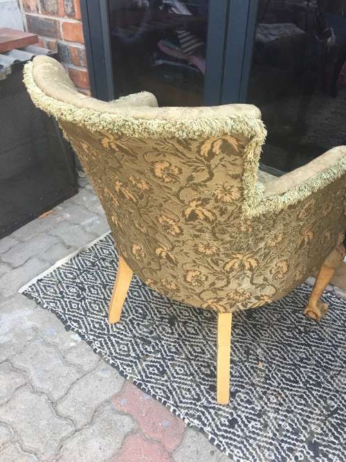 WOW !!! Stunning French style Parlour chair with exquisite detailing