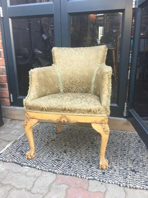 WOW !!! Stunning French style Parlour chair with exquisite detailing