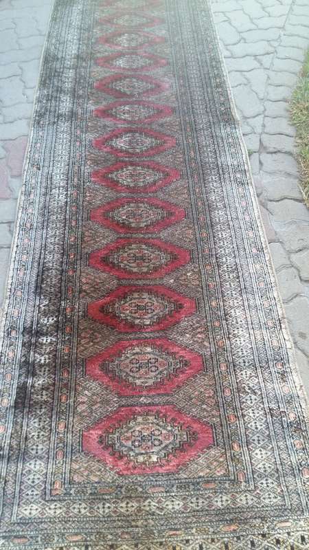 WOW !!! STUNNING WORN PERSIAN RUNNER