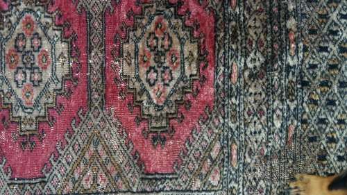 WOW !!! STUNNING WORN PERSIAN RUNNER