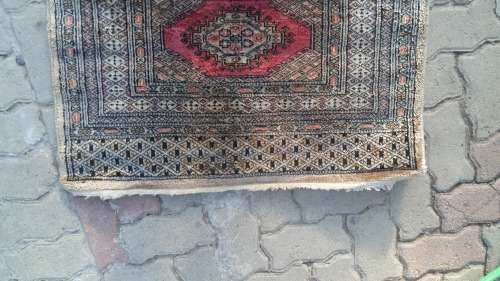 WOW !!! STUNNING WORN PERSIAN RUNNER