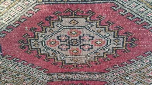 WOW !!! STUNNING WORN PERSIAN RUNNER