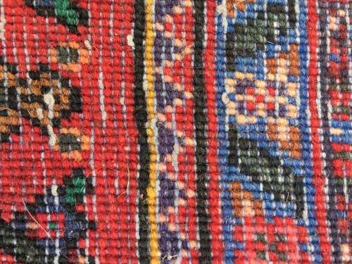 STUNNING HAND MADE BOKHARA PERSIAN CARPET IN EXCELLENT CONDITION