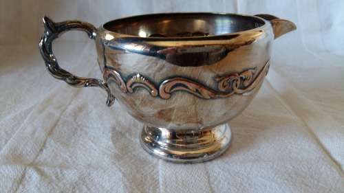 EM-ESS  FOOTED CREAMER , BLANK VIKING PLATE MADE IN CANADA EP COPPER LEAD MOUNTS.