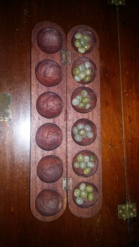 VINTAGE ORIENTAL CARVED OBLONG WOODEN BOX