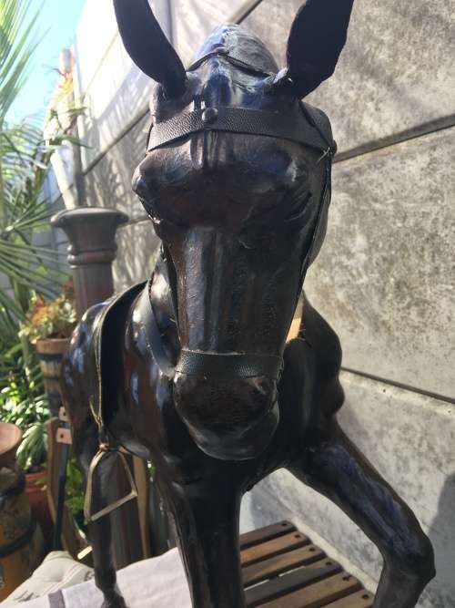 STUNNING LARGE GENUINE LEATHER HORSE STATUE