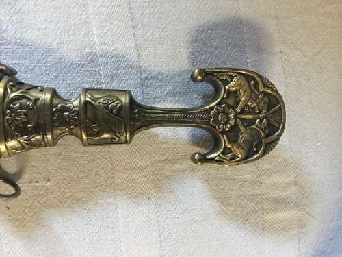 STUNNING Heavy large decorative functional knife in a matching scabbard