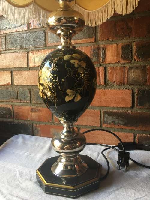 STUNNING LARGE BLACK LACQUERED HAND PAINTED CHINESE LAMP -for leadip