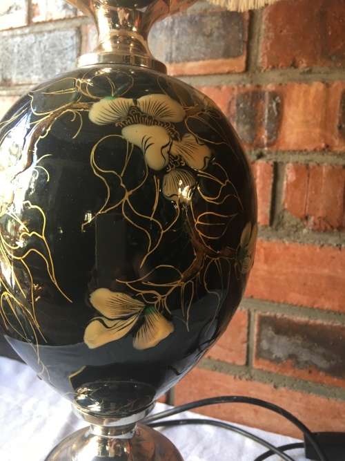 STUNNING LARGE BLACK LACQUERED HAND PAINTED CHINESE LAMP -for leadip