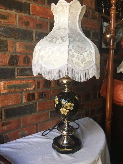 STUNNING LARGE BLACK LACQUERED HAND PAINTED CHINESE LAMP -for leadip
