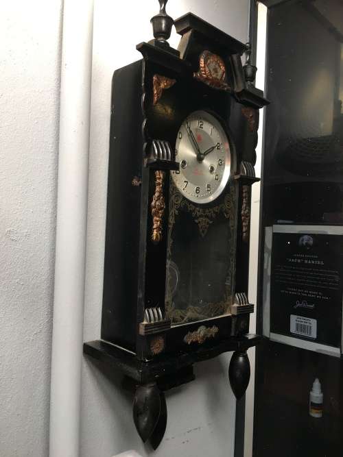 RARE VINTAGE 1950'S CHINESE 555 WALL CLOCK MADE IN SHANGHAI working