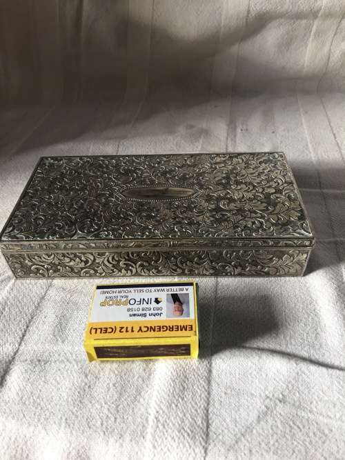 GORGEOUS HEAVY SILVER PLATED JEWELRY BOX WITH SAL LOGO