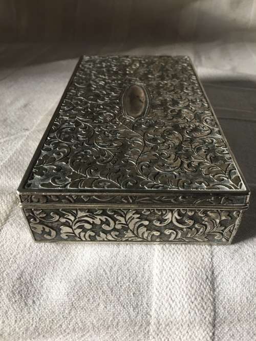 GORGEOUS HEAVY SILVER PLATED JEWELRY BOX WITH SAL LOGO