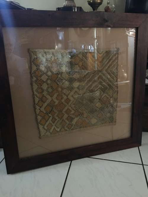 STUNNING ANTIQUE FRAMED KELIM PERSIAN CARPET