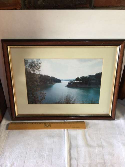 WOW !!! A GORGEOUS FRAMED PHOTOGRAPH OF A LAKE