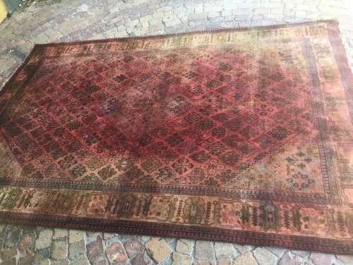 A LARGE GENUINE WOOL HAND KNOTTED THICK PILE PERSIAN CARPET 3200 x 2100mm