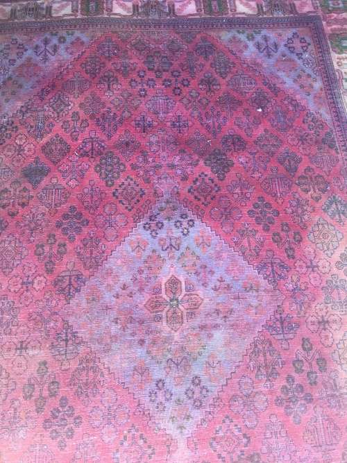 A LARGE GENUINE WOOL HAND KNOTTED THICK PILE PERSIAN CARPET 3200 x 2100mm