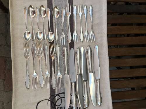 WOW !!!! A BEAUTIFUL BOXED SET OF WELLNER GERMAN SILVER PLATE CUTLERY 1930,s all clearly marked