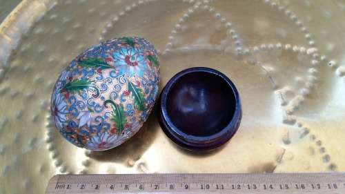 Beautiful brass enameled ornate oriental Cloisonne Egg on carved wooden stand. 10cm