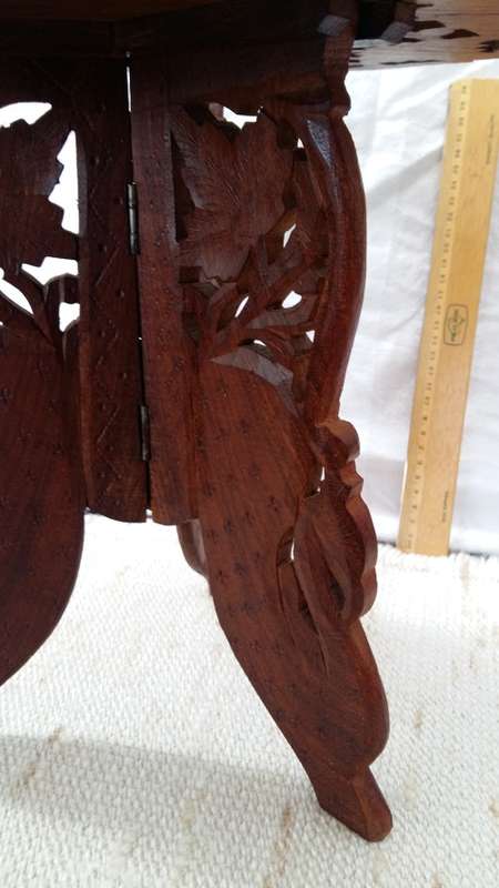 Vintage Beautiful Leaf Design Hand-Carved & bone inlaid Decorative Wooden Accent Table