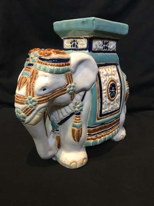 WOW !!! A GORGEOUS ORIENTAL CERAMIC ELEPHANT PLANT STAND