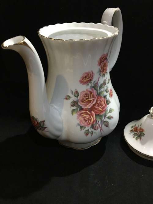 Royal Albert Bone China " Centennial rose " coffee pot