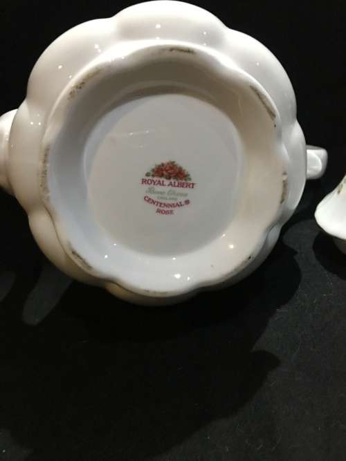 Royal Albert Bone China " Centennial rose " coffee pot