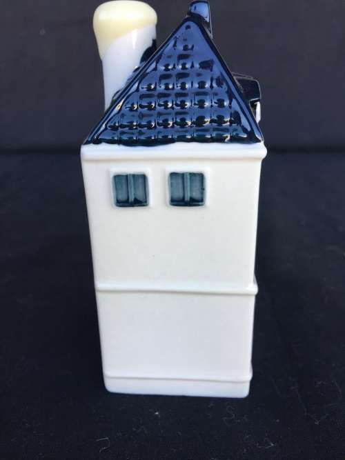 DELFT PORCELAIN KLM HOUSE NUMBERED No 48 sealed and full