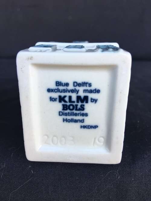 DELFT PORCELAIN KLM HOUSE NUMBERED No 19 empty an unsealed