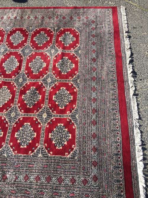 STUNNING !!!  LARGE PURE WOOL HAND MADE MORI BOKHARA PERSIAN CARPET 3040 X 2140mm