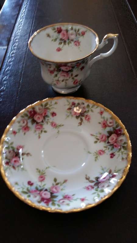Vintage Royal Albert, "Cottage Garden" Pattern Duo.  1970 (1)