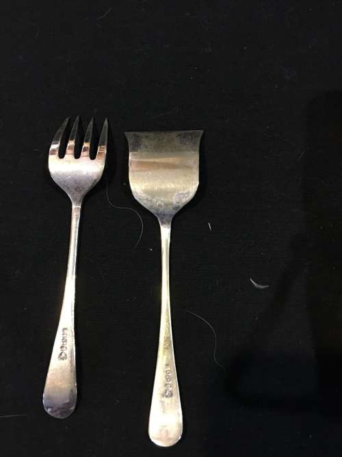 WOW !! FANTASTIC VINTAGE SILVER PLATED CAVIAR BOWL WITH THE ACCOMPANYING SERVING SPOON AND FORK