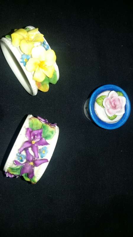 Vintage 1930s Royal Doulton Flower Bouquet Napkin rings.