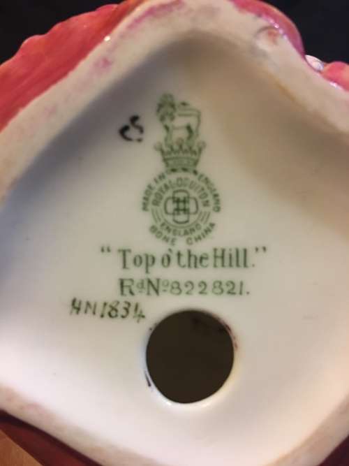XMAS CLEARANCE !!!! ROYAL DOULTON FIGURINE "TOP O' THE HILL" HN 1834 dated 1937